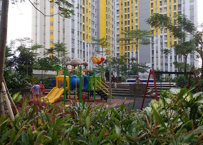 Minimalist 2Br Apartment The Springlake Summarecon By Travelio