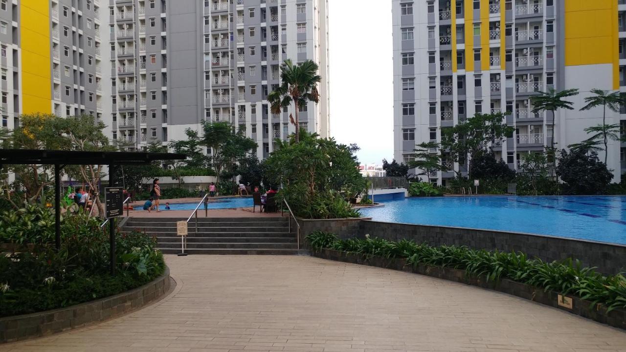Minimalist 2br The Springlake Summarecon By Travelio Apartemen *